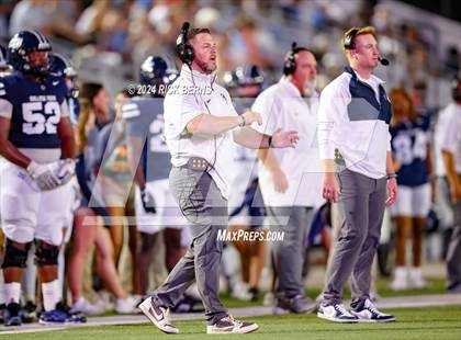 Thumbnail 2 in College Park vs New Caney photogallery.