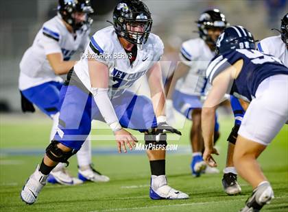 Thumbnail 2 in College Park vs New Caney photogallery.