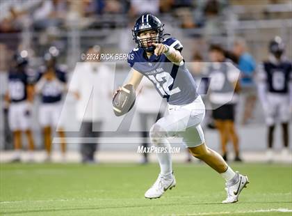 Thumbnail 3 in College Park vs New Caney photogallery.