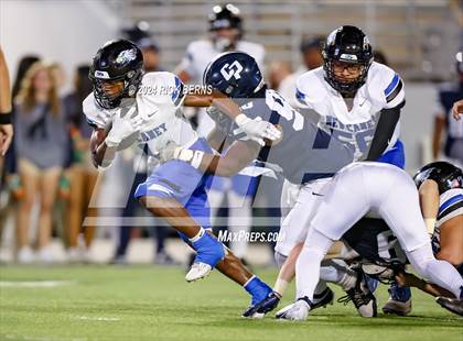 Thumbnail 2 in College Park vs New Caney photogallery.