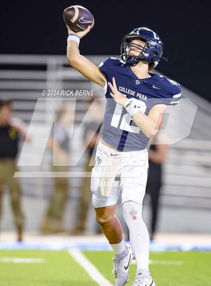 Thumbnail 3 in College Park vs New Caney photogallery.