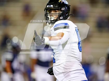 Thumbnail 2 in College Park vs New Caney photogallery.
