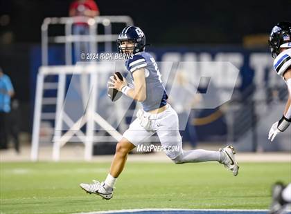 Thumbnail 1 in College Park vs New Caney photogallery.