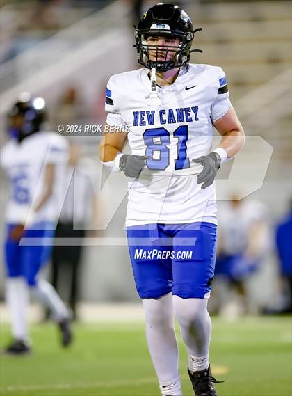 Thumbnail 1 in College Park vs New Caney photogallery.