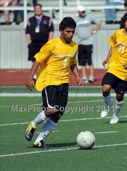 Thumbnail 3 in Mt. Pleasant vs Lovejoy (4A Region 2 Semifinals) photogallery.