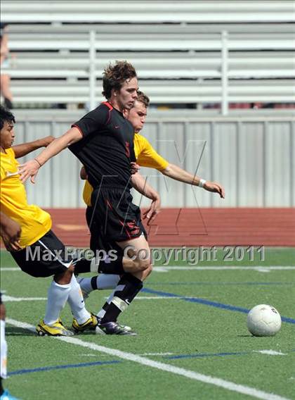 Thumbnail 2 in Mt. Pleasant vs Lovejoy (4A Region 2 Semifinals) photogallery.