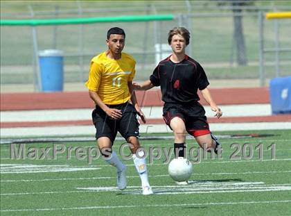 Thumbnail 3 in Mt. Pleasant vs Lovejoy (4A Region 2 Semifinals) photogallery.