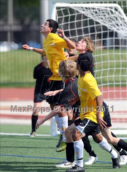 Thumbnail 2 in Mt. Pleasant vs Lovejoy (4A Region 2 Semifinals) photogallery.
