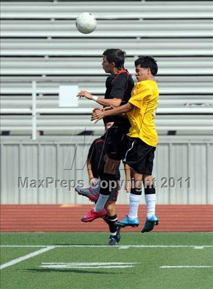Thumbnail 1 in Mt. Pleasant vs Lovejoy (4A Region 2 Semifinals) photogallery.