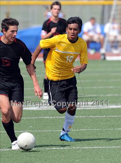 Thumbnail 3 in Mt. Pleasant vs Lovejoy (4A Region 2 Semifinals) photogallery.