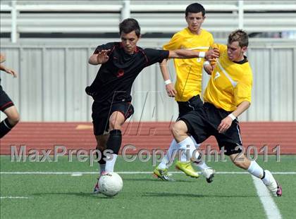 Thumbnail 1 in Mt. Pleasant vs Lovejoy (4A Region 2 Semifinals) photogallery.