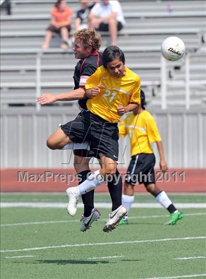 Thumbnail 1 in Mt. Pleasant vs Lovejoy (4A Region 2 Semifinals) photogallery.