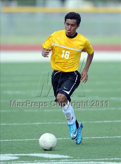Thumbnail 2 in Mt. Pleasant vs Lovejoy (4A Region 2 Semifinals) photogallery.
