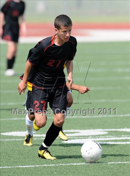 Thumbnail 2 in Mt. Pleasant vs Lovejoy (4A Region 2 Semifinals) photogallery.
