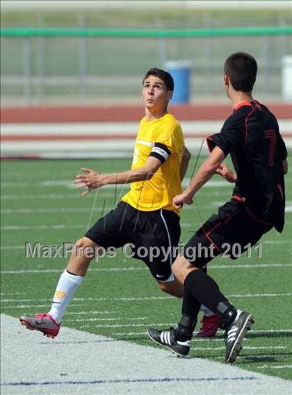 Thumbnail 2 in Mt. Pleasant vs Lovejoy (4A Region 2 Semifinals) photogallery.