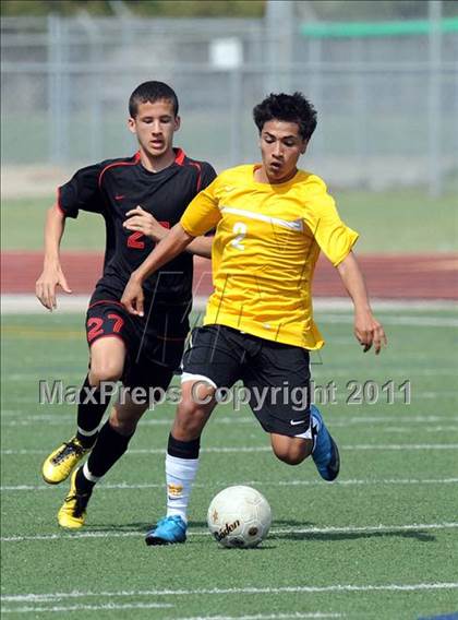 Thumbnail 1 in Mt. Pleasant vs Lovejoy (4A Region 2 Semifinals) photogallery.