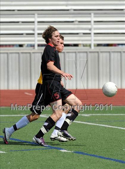 Thumbnail 1 in Mt. Pleasant vs Lovejoy (4A Region 2 Semifinals) photogallery.