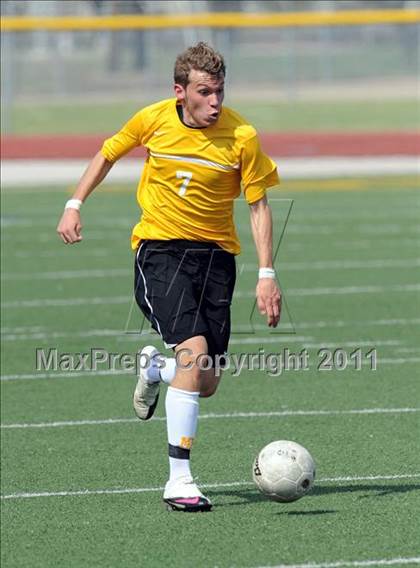 Thumbnail 1 in Mt. Pleasant vs Lovejoy (4A Region 2 Semifinals) photogallery.