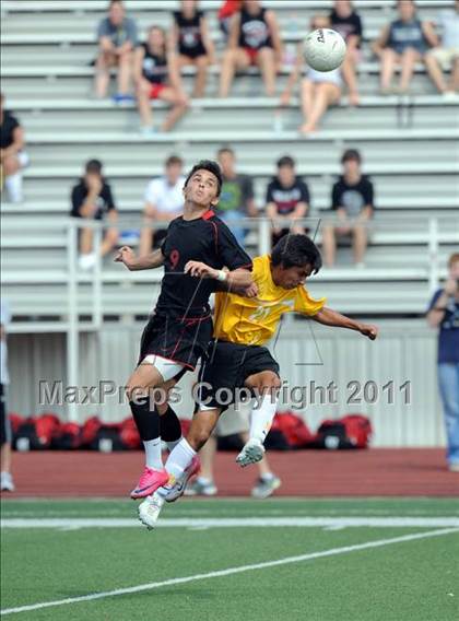 Thumbnail 2 in Mt. Pleasant vs Lovejoy (4A Region 2 Semifinals) photogallery.