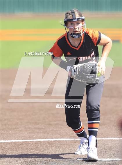 Thumbnail 2 in Grand Saline vs Mineola photogallery.