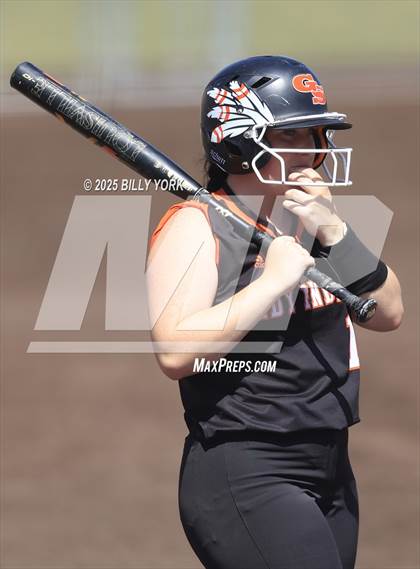 Thumbnail 3 in Grand Saline vs Mineola photogallery.