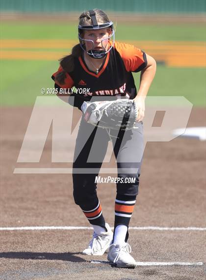 Thumbnail 2 in Grand Saline vs Mineola photogallery.