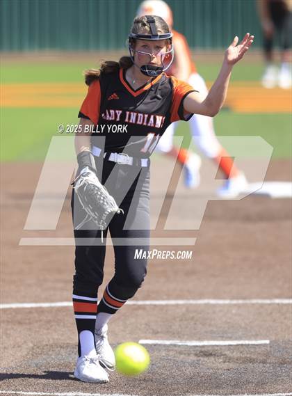 Thumbnail 3 in Grand Saline vs Mineola photogallery.