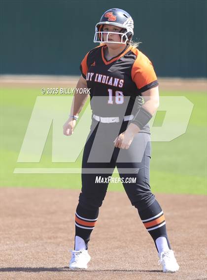 Thumbnail 1 in Grand Saline vs Mineola photogallery.