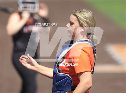 Thumbnail 3 in Grand Saline vs Mineola photogallery.