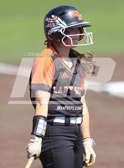 Thumbnail 3 in Grand Saline vs Mineola photogallery.