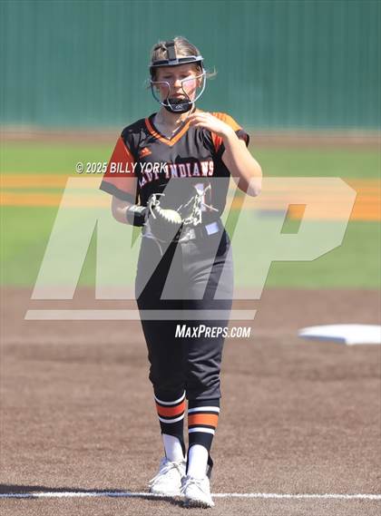 Thumbnail 3 in Grand Saline vs Mineola photogallery.