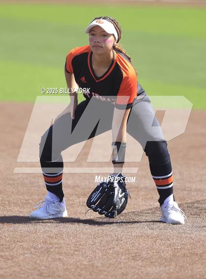 Thumbnail 1 in Grand Saline vs Mineola photogallery.