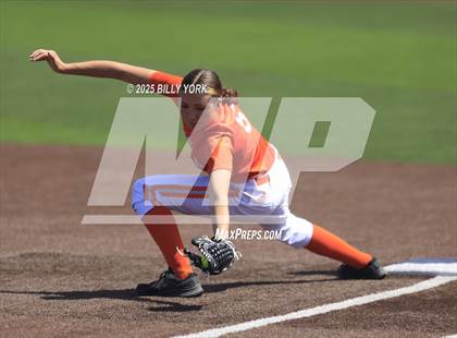 Thumbnail 2 in Grand Saline vs Mineola photogallery.