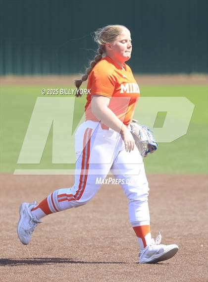 Thumbnail 2 in Grand Saline vs Mineola photogallery.