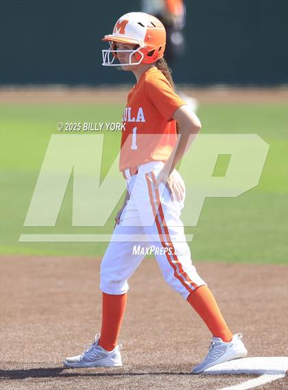 Thumbnail 2 in Grand Saline vs Mineola photogallery.