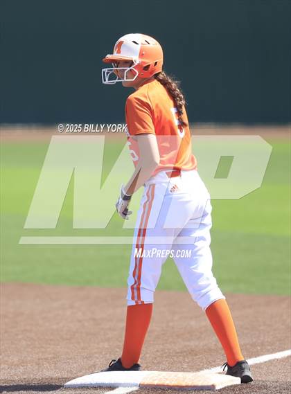 Thumbnail 1 in Grand Saline vs Mineola photogallery.
