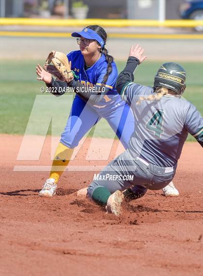 Thumbnail 3 in Fountain Valley vs. Mohave (Dave Kops Tournament of Champions) photogallery.