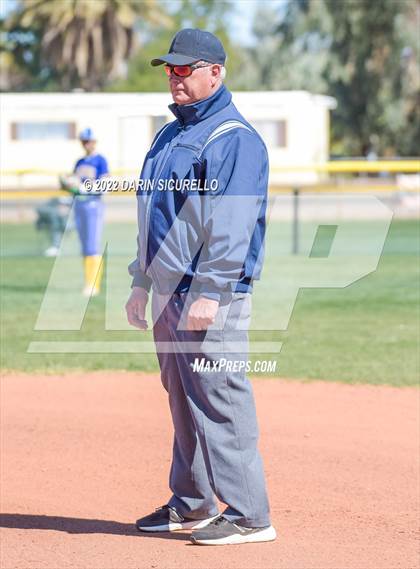 Thumbnail 2 in Fountain Valley vs. Mohave (Dave Kops Tournament of Champions) photogallery.