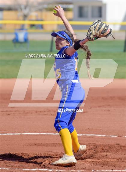 Thumbnail 3 in Fountain Valley vs. Mohave (Dave Kops Tournament of Champions) photogallery.