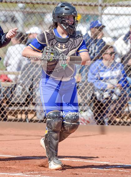 Thumbnail 1 in Fountain Valley vs. Mohave (Dave Kops Tournament of Champions) photogallery.