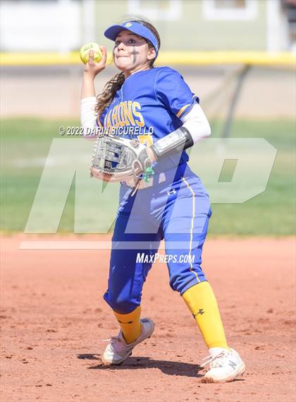 Thumbnail 2 in Fountain Valley vs. Mohave (Dave Kops Tournament of Champions) photogallery.