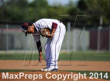 Thumbnail 3 in Lee [Robert E.] @ Rowlett (UIL 5A Bi-District Playoff) photogallery.
