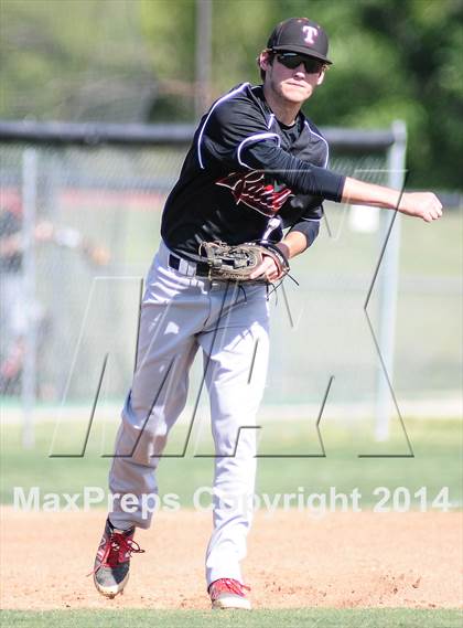 Thumbnail 2 in Lee [Robert E.] @ Rowlett (UIL 5A Bi-District Playoff) photogallery.
