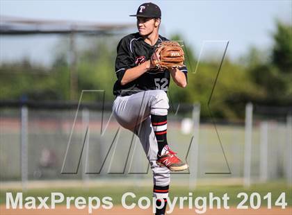 Thumbnail 2 in Lee [Robert E.] @ Rowlett (UIL 5A Bi-District Playoff) photogallery.
