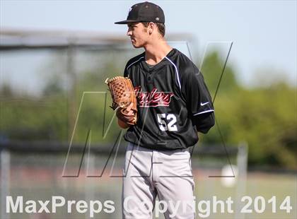 Thumbnail 1 in Lee [Robert E.] @ Rowlett (UIL 5A Bi-District Playoff) photogallery.