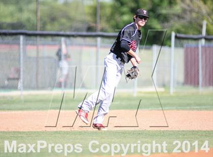 Thumbnail 3 in Lee [Robert E.] @ Rowlett (UIL 5A Bi-District Playoff) photogallery.