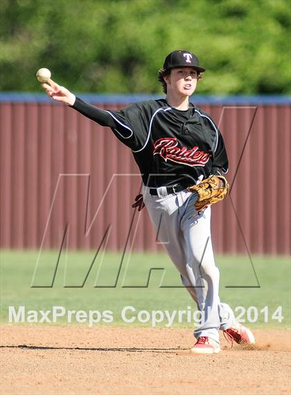 Thumbnail 2 in Lee [Robert E.] @ Rowlett (UIL 5A Bi-District Playoff) photogallery.