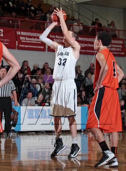Thumbnail 2 in Lenoir City vs Farragut (D4AAA District Consolation) photogallery.