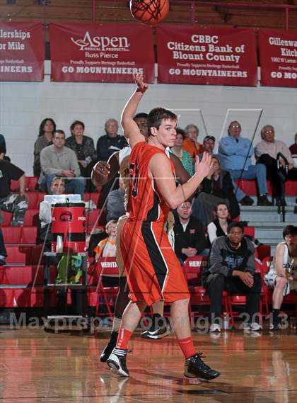 Thumbnail 2 in Lenoir City vs Farragut (D4AAA District Consolation) photogallery.