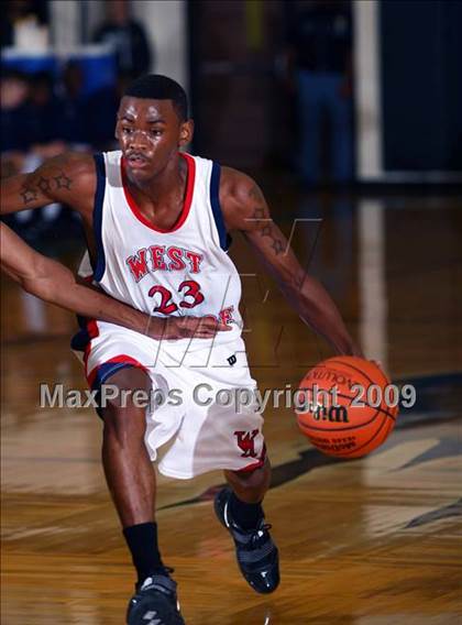 Thumbnail 3 in Humble vs West Monroe (McDonalds Texas Invitational) photogallery.